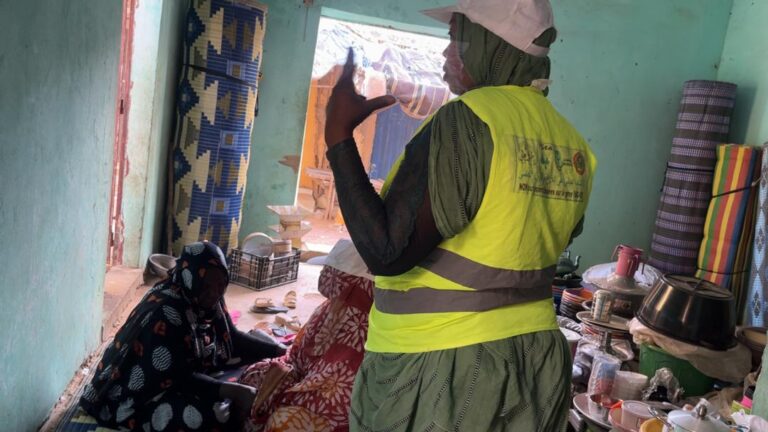 نشاط تحسيسي حول قضايا الزواج المبكر والختان وحماية الأطفال